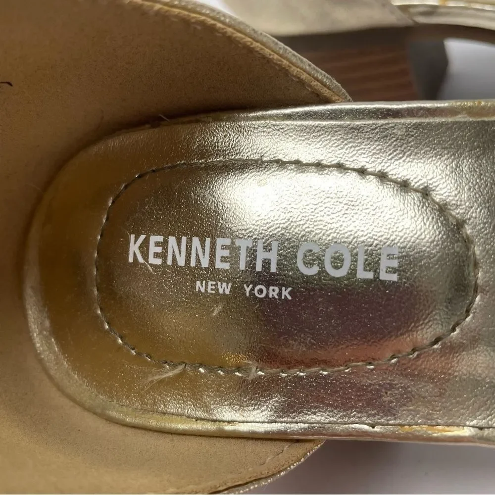 Kenneth Cole Sandals Metallic Gold Open Toe Zipper Heal Ankle Buckle Girl Size 1